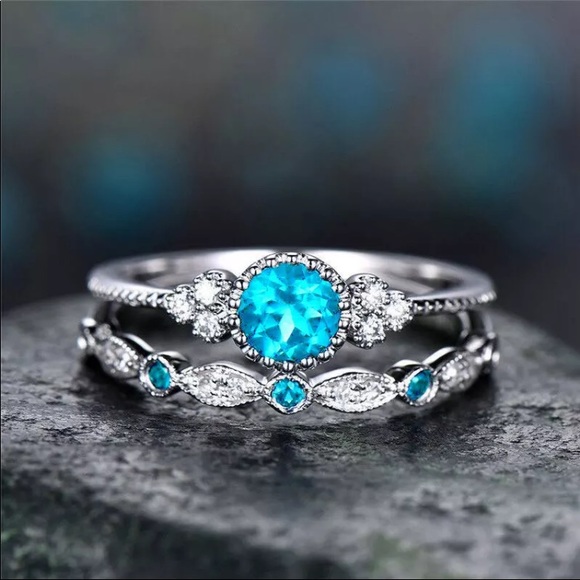 Pretty Blue Engagement Ring - Picture 2 of 2